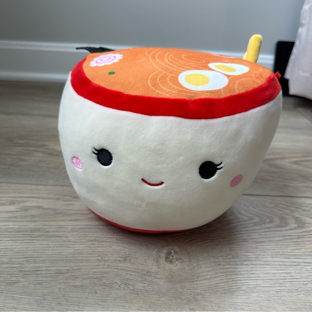 Raisy Ramen Squishmallow Claire’s Exclusive